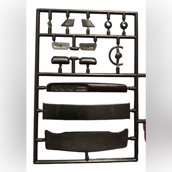 1971 Pontiac GTO JUDGE motorized model kit Hard to find collectible Doyusha 50+ - Picture 8 of 13